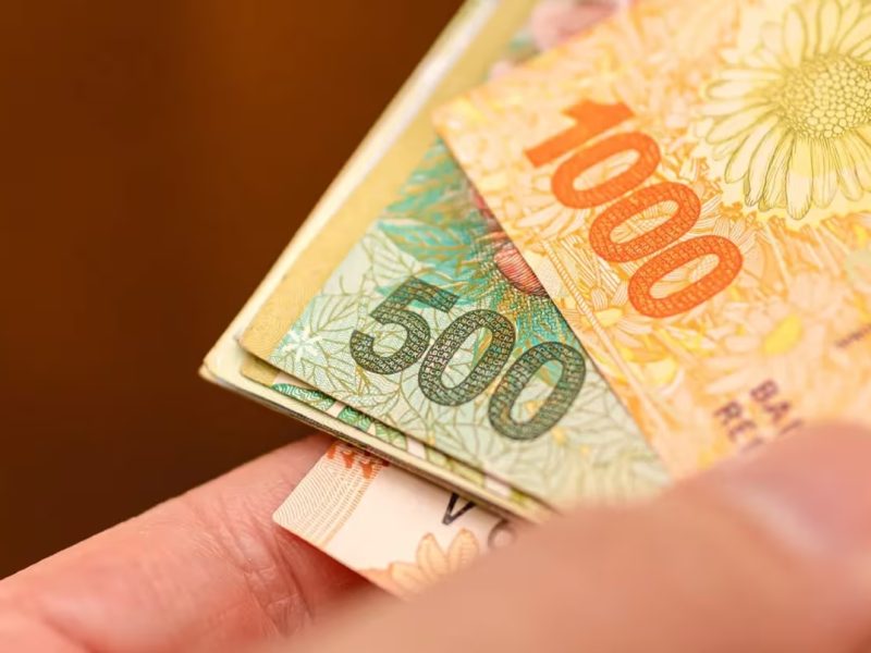 BILLETES.jpg