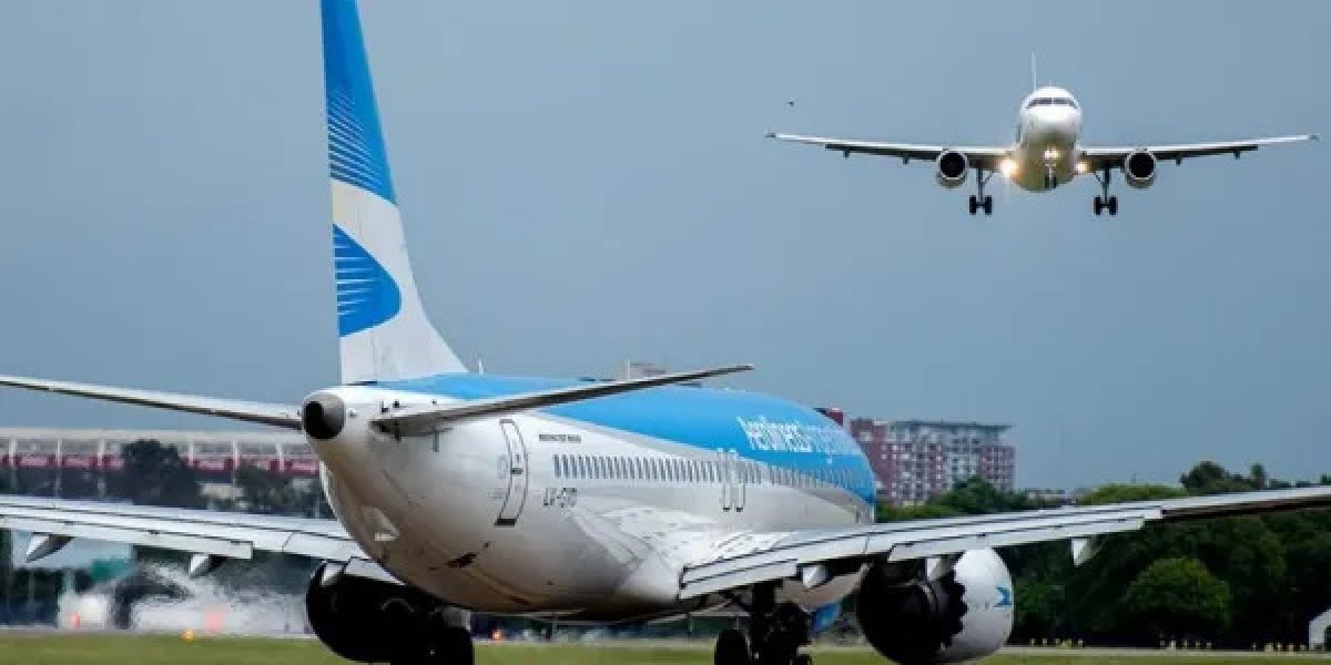 600x400_aerolineas-subieron-hasta-160porciento-precios-sus-vuelos-tras-devaluacion-1017502-095746.jpg