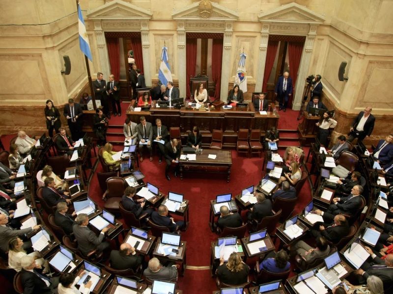 SENADO.jpg