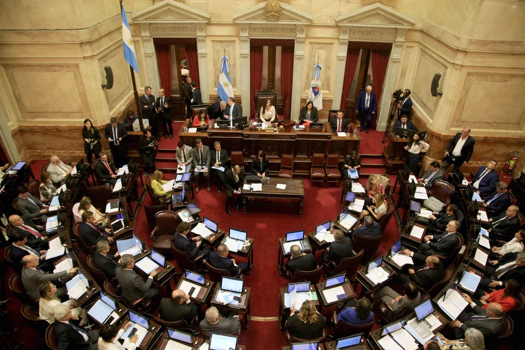 SENADO.jpg