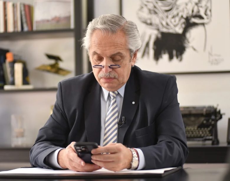 ALBERTO FERNÁNDEZ.jpg