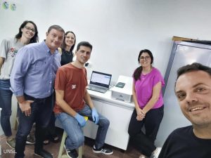 20240409-UNSL-nuevo-equipo-para-laboratorio-3.jpg