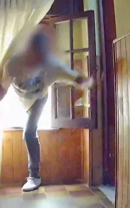 videoframe_254.png