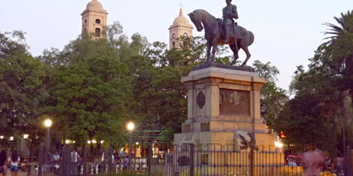 san-luis-plaza.jpg