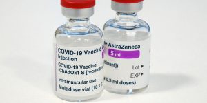 https___cdn.cnn.com_cnnnext_dam_assets_210218081611-astrazeneca-covid-19-vaccine-england-0107.jpg