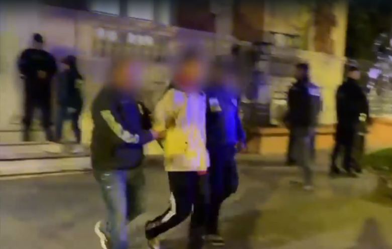 deportaron 13 extranjeros.png