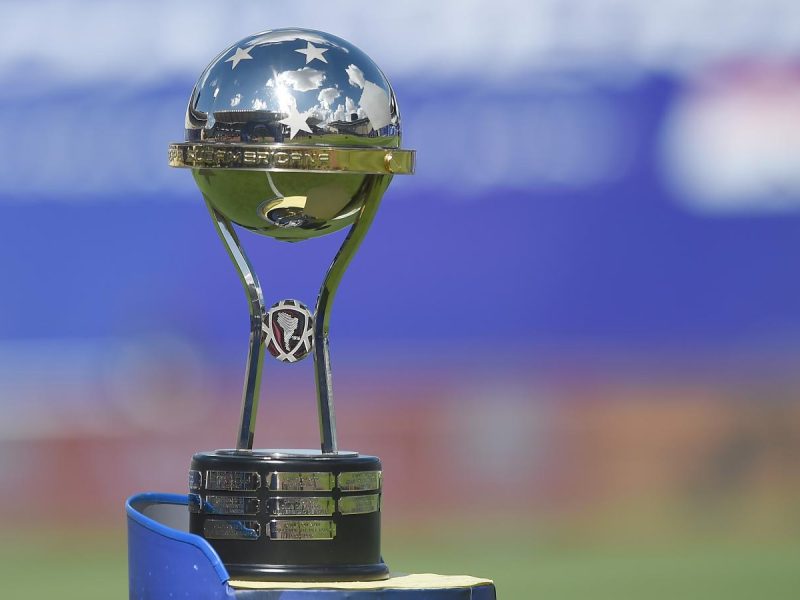 COPA SUDAMERICANA.jpg