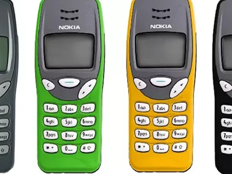 Nokia 3210.jpg.jpeg