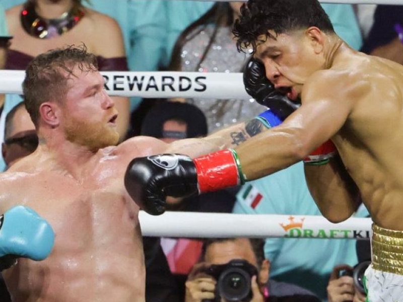 canelo-alvarez-vencio-a-munguia-en-vibrante-combate-1796418.jpg