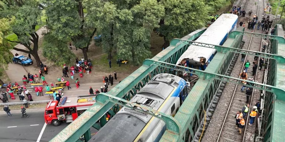CHOQUE TRENES.jpg