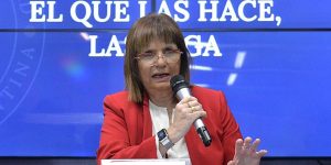 PATO BULLRICH.jpg