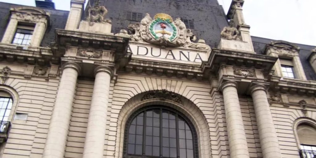 ADUANA.jpg