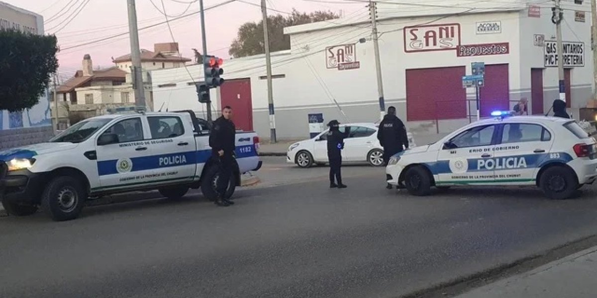 POLICIALES.jpg