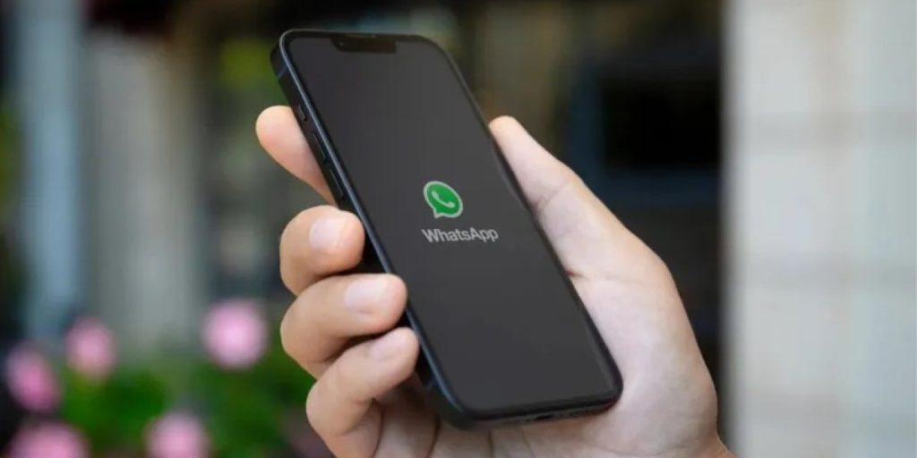 WHATSAPP.jpg