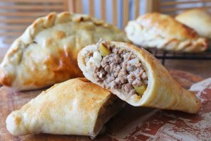 empanadas-argentinas-de-carne-foto-cerca.jpg