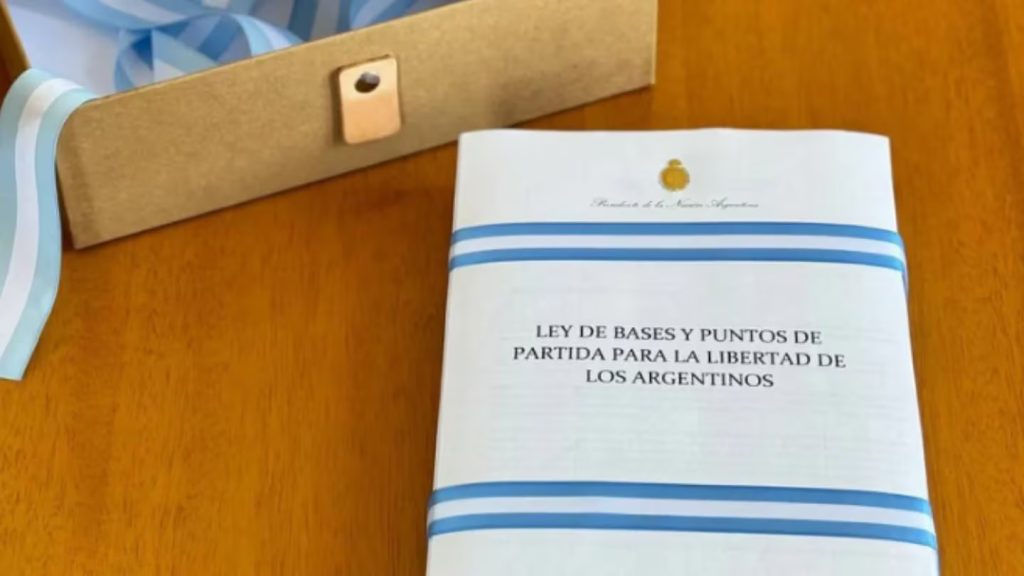LEY BASES.jpg