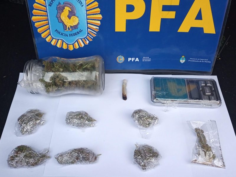 mujeres detenidas marihuana.jpeg