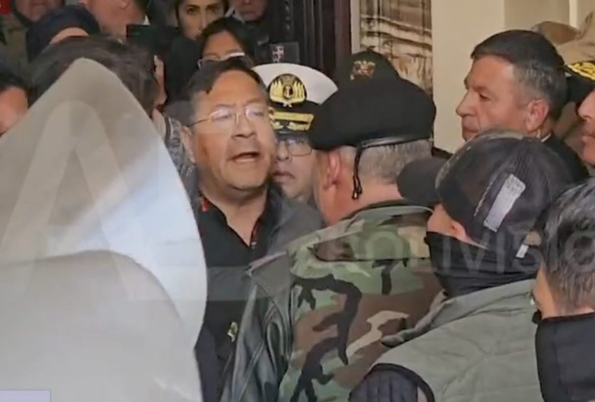 arce militar.jpg
