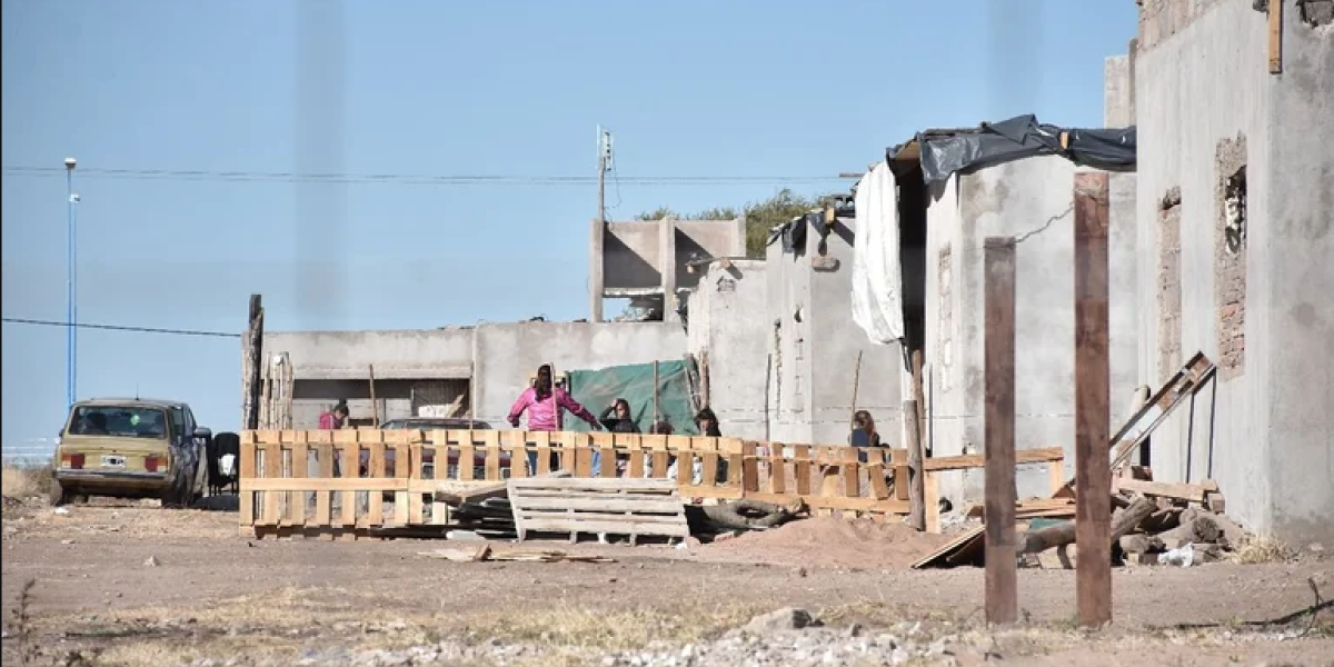 barrio 70 viviendas.png