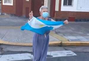 abuela-1_1000_1100.jpg