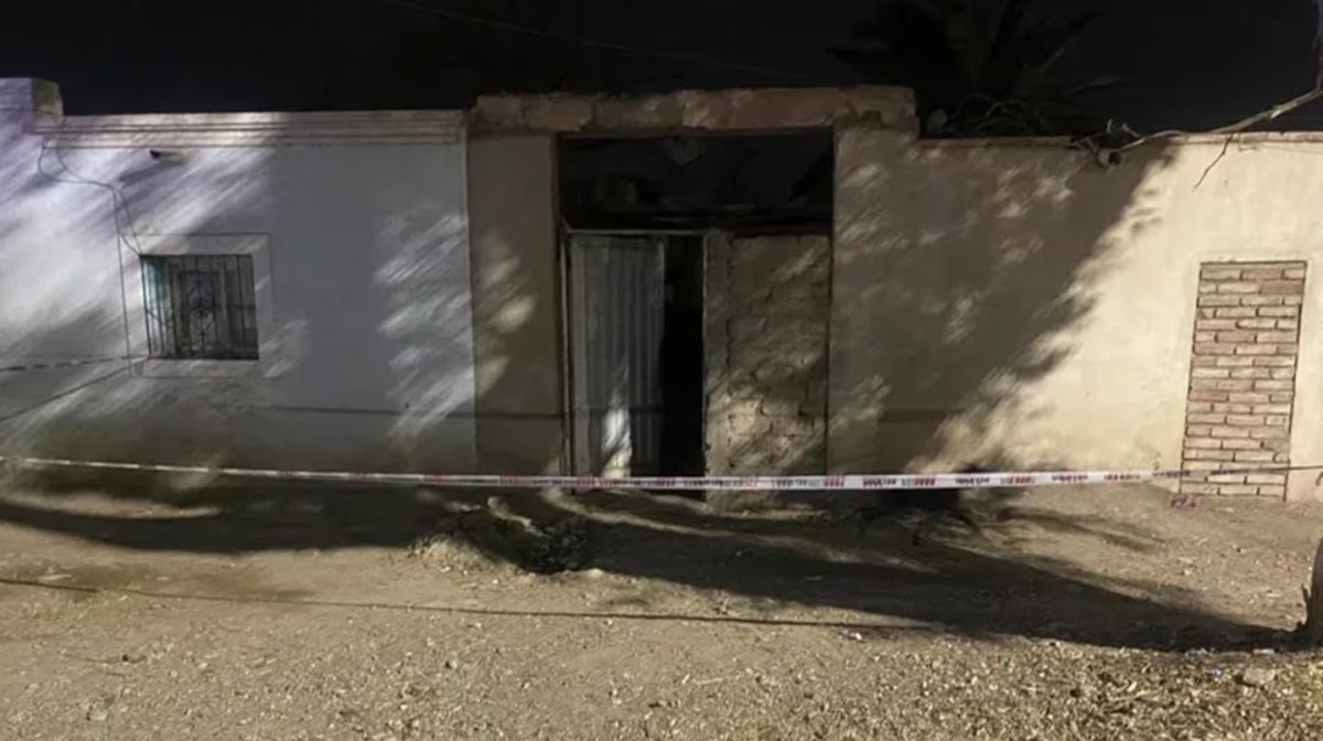 macabro-hallazgo-encontraron-a-un-hombre-muerto-en-su-casa-y-sus-perros-estaban-comiendo-el-cadaver-.jpg