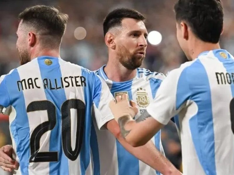 MESSI-MAC-MONTIEL.jpg