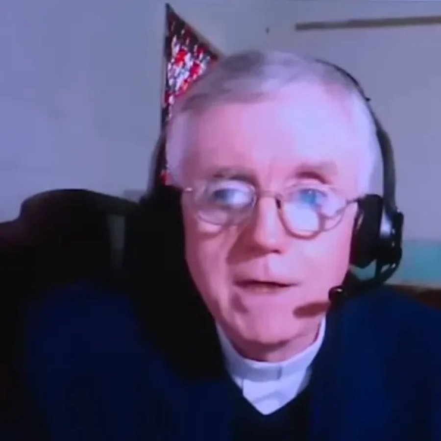 PADRE GRASSI.jpg