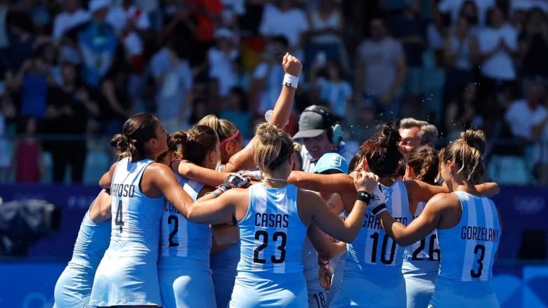 LAS LEONAS.jpg