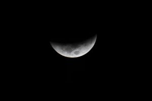 eclipse-luna-eclipse-lunar-sociedad-mundo-7QVVZSKACNBJHHGNOL4KVNUOAI.jpg