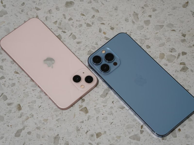 IPHONE.jpg