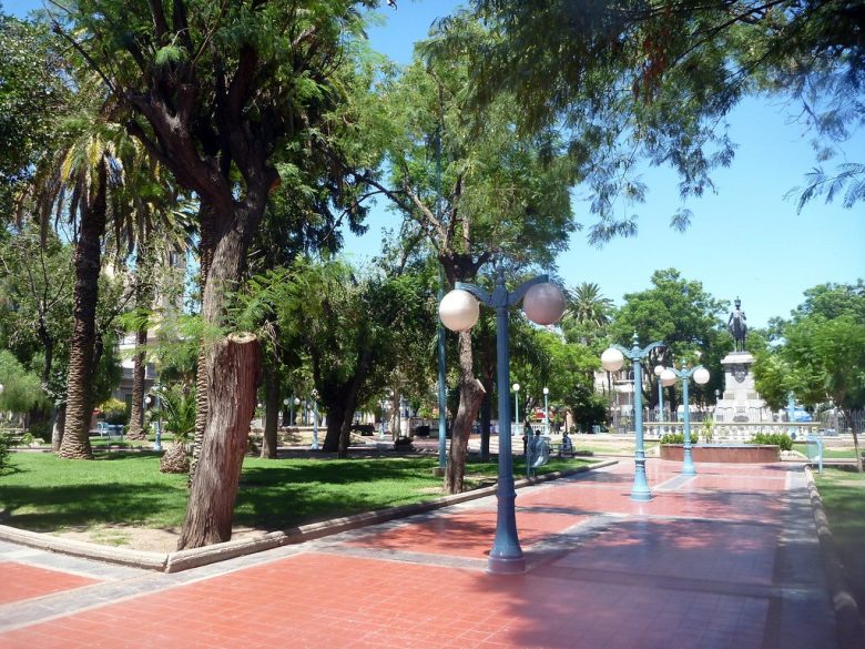 plaza pringles.jpg