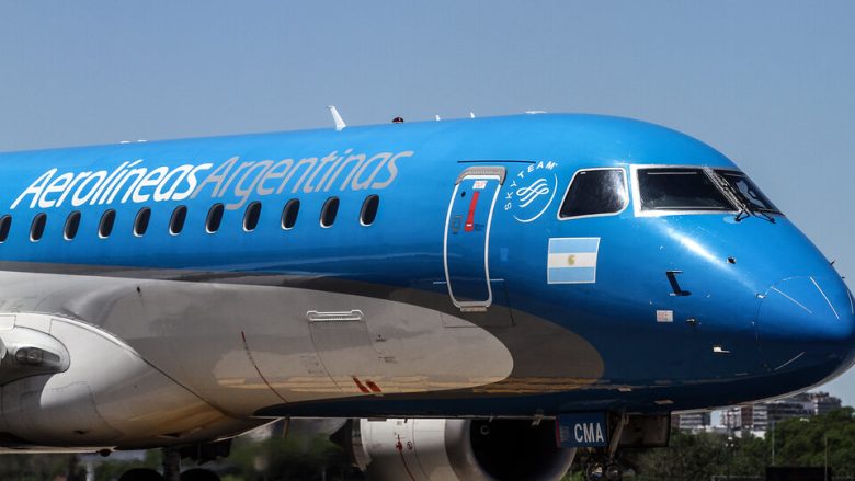 833671-aerolineas-camps.jpg