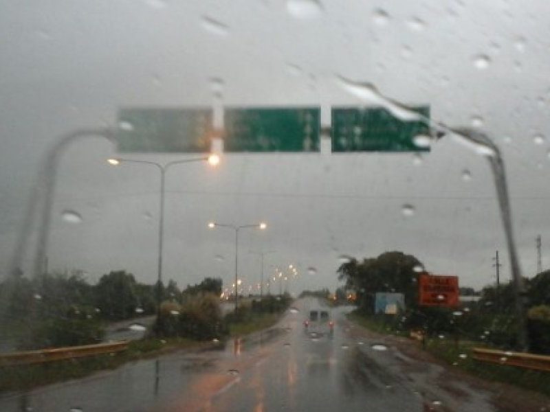 LLUVIA-2.jpg