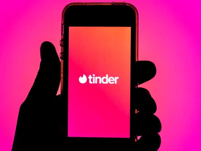 TINDER.jpg