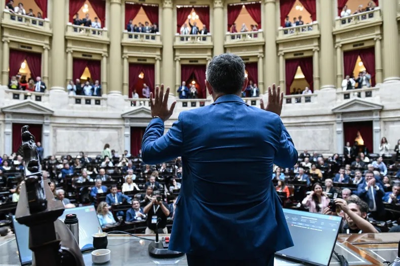 MARTÍN MENEN.jpg