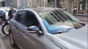 AUTO.jpg
