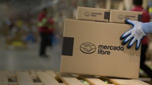 Se-inspira-en-Amazon-Mercado-Libre-se-alia-con-una-cadena-de-supermercados-para-distribuir-sus-productos.jpg