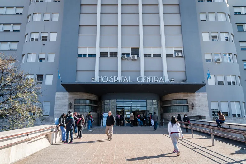 hospital-central-guardia-entrevista-pacientesjpg.jpg