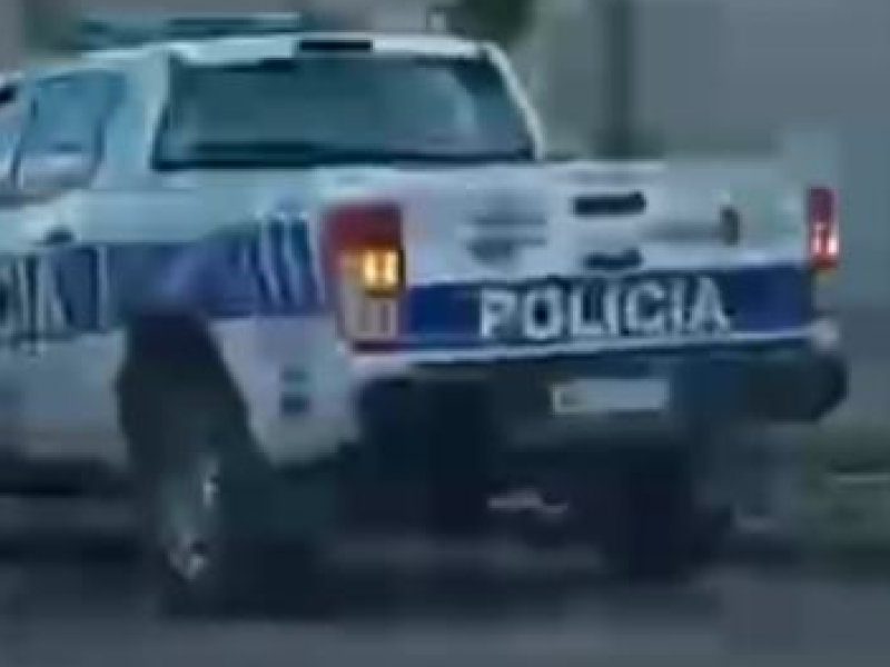 POLICIAL.JPG
