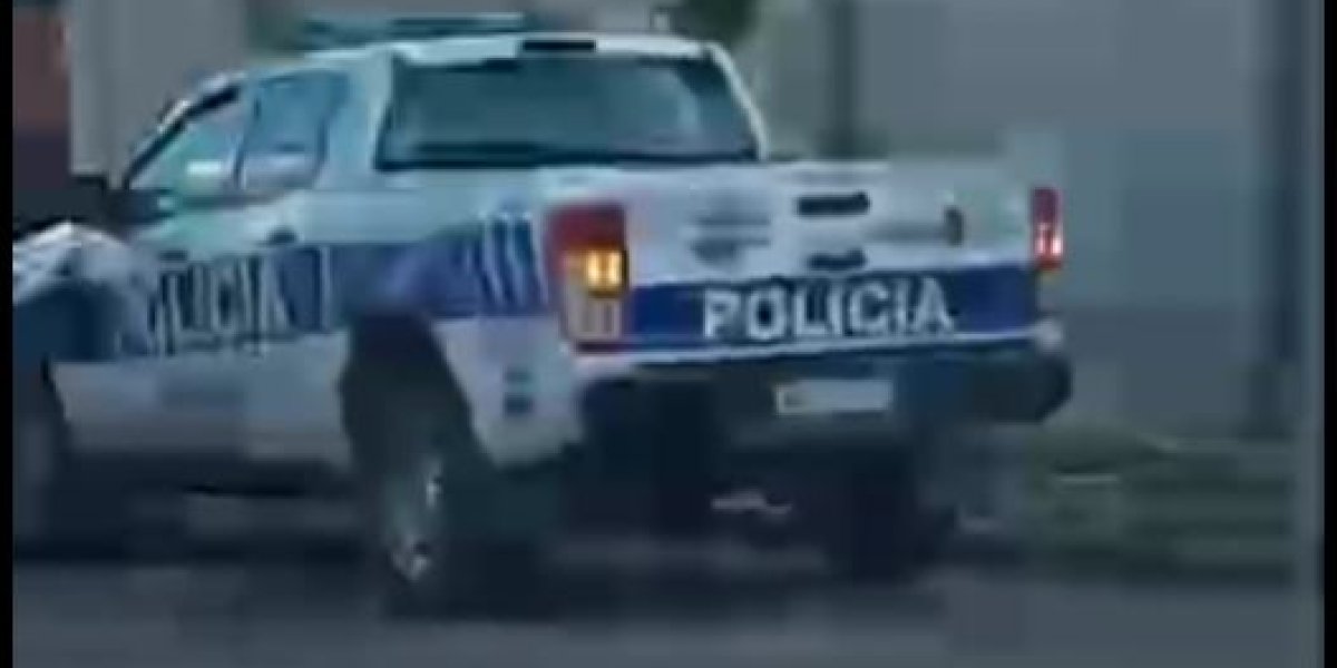 POLICIAL.JPG