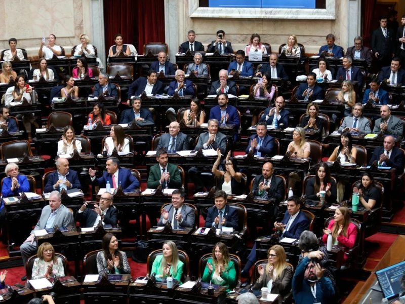 DIPUTADOS.jpg