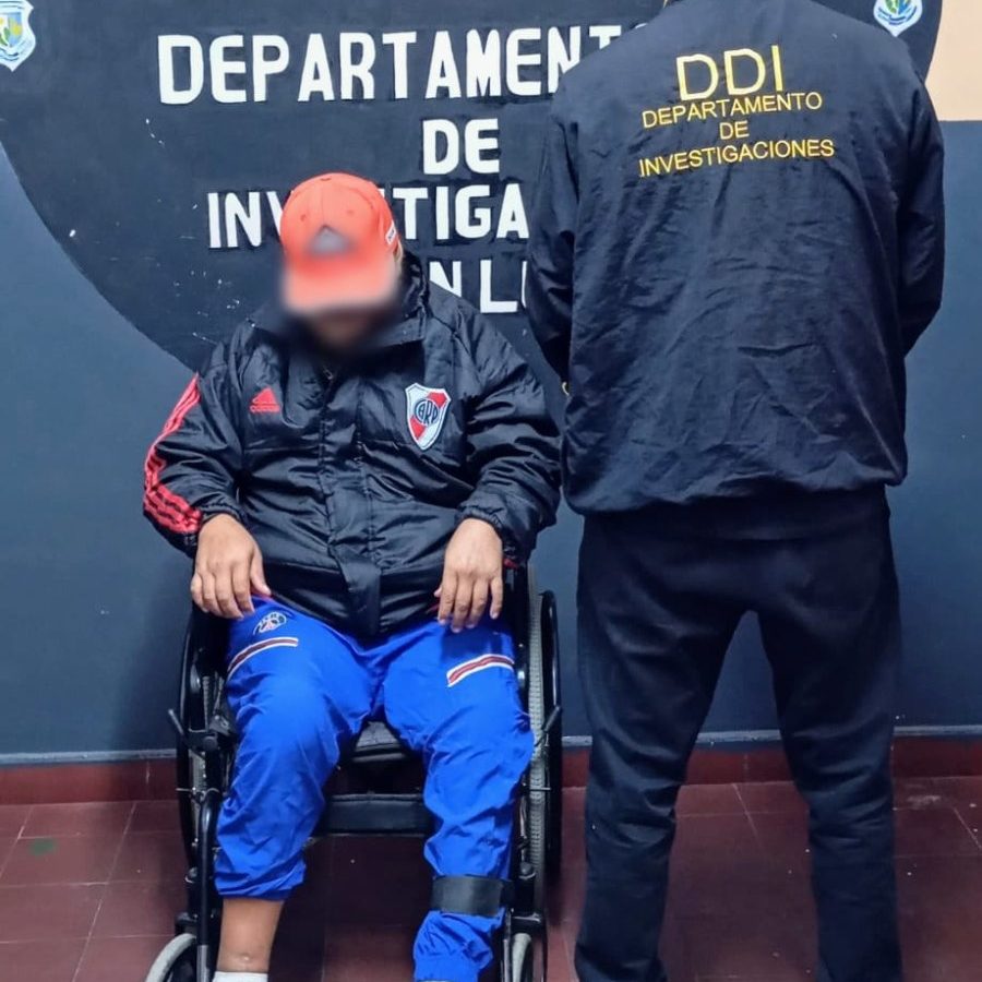 quines hombre en silla de ruedas.jpeg
