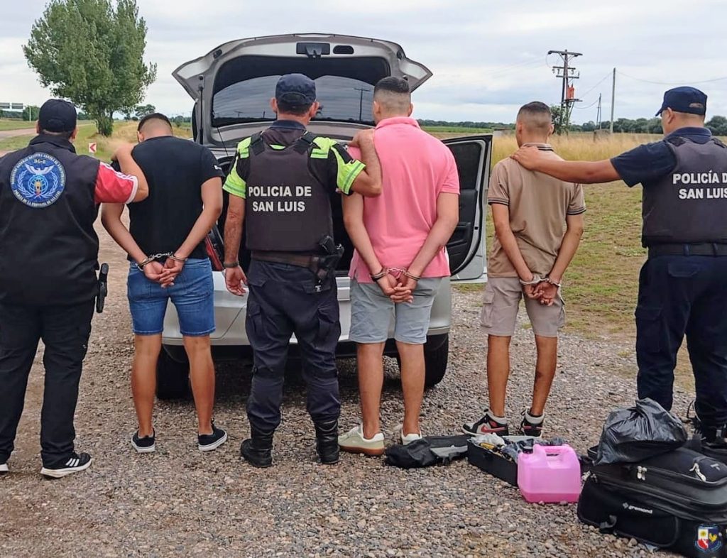 Detención y demora policial.jpeg