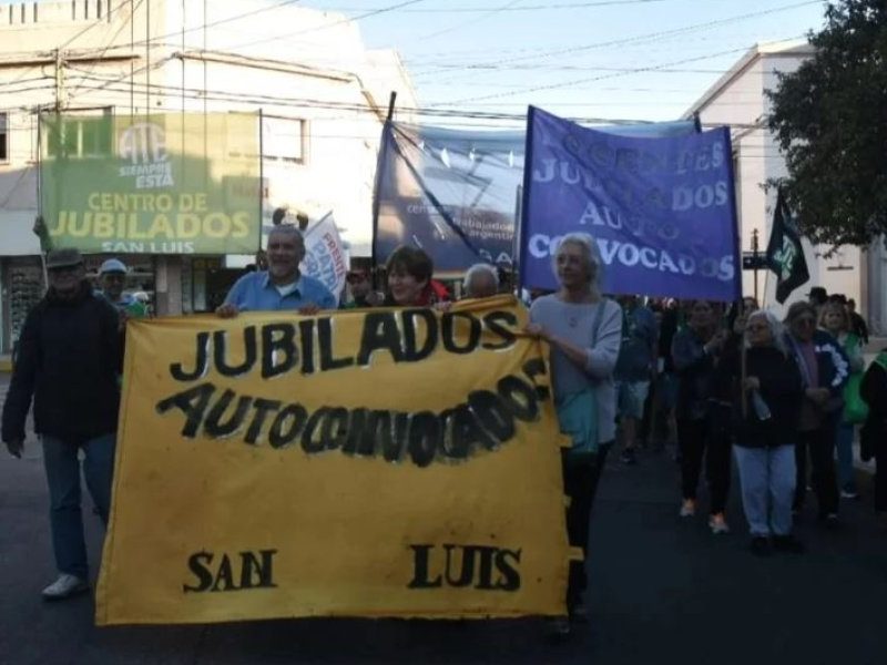 jubilados autoconvocasoa.JPG