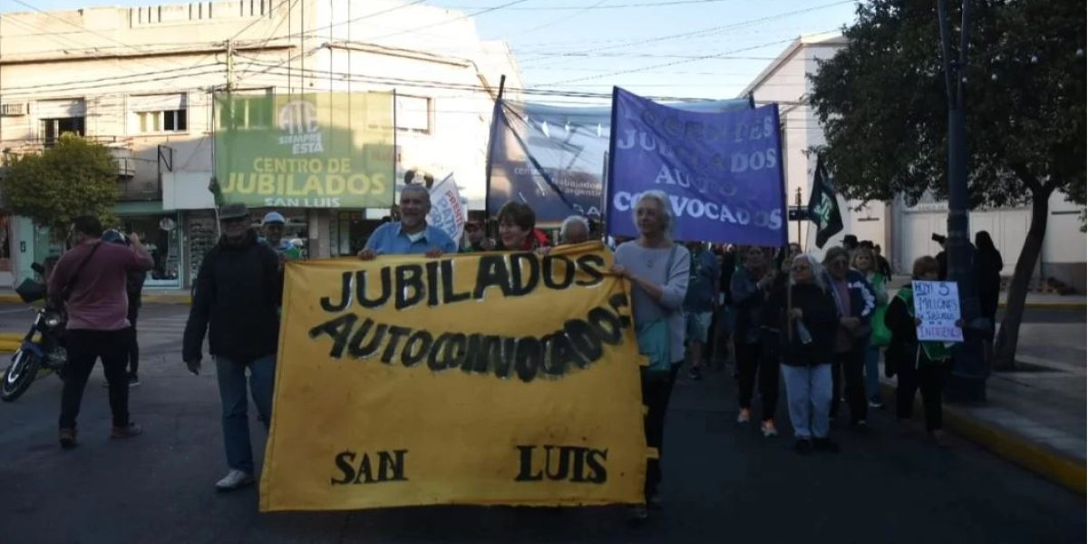 jubilados autoconvocasoa.JPG