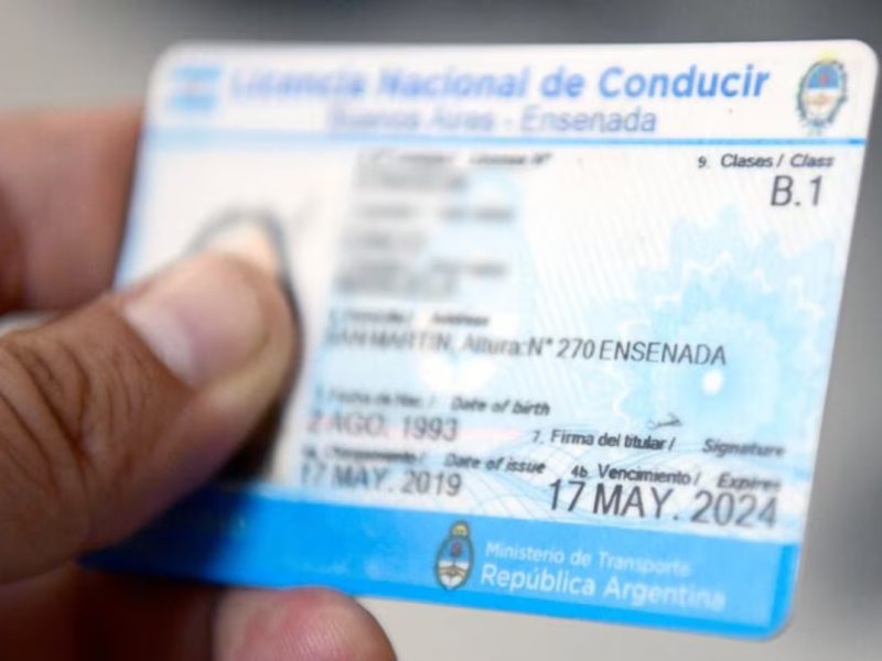 LICENCIA NACIONA DE CONDUCIR.jpg