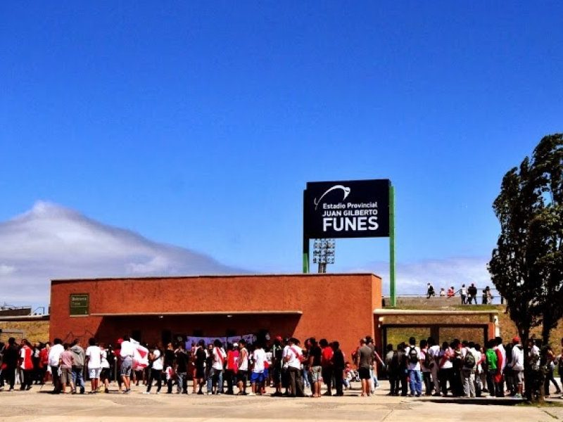 Estadio-La-Punta.jpg