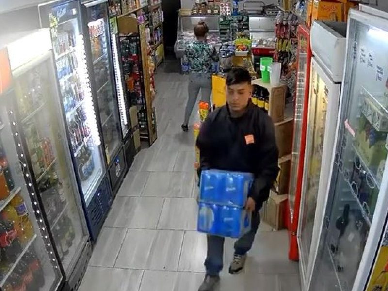 ladron de comercio.JPG