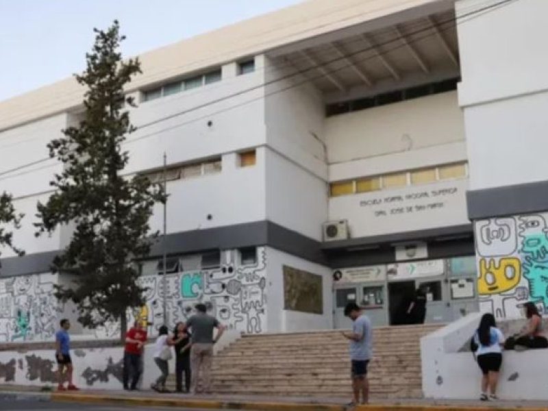 escuela neuquen.JPG