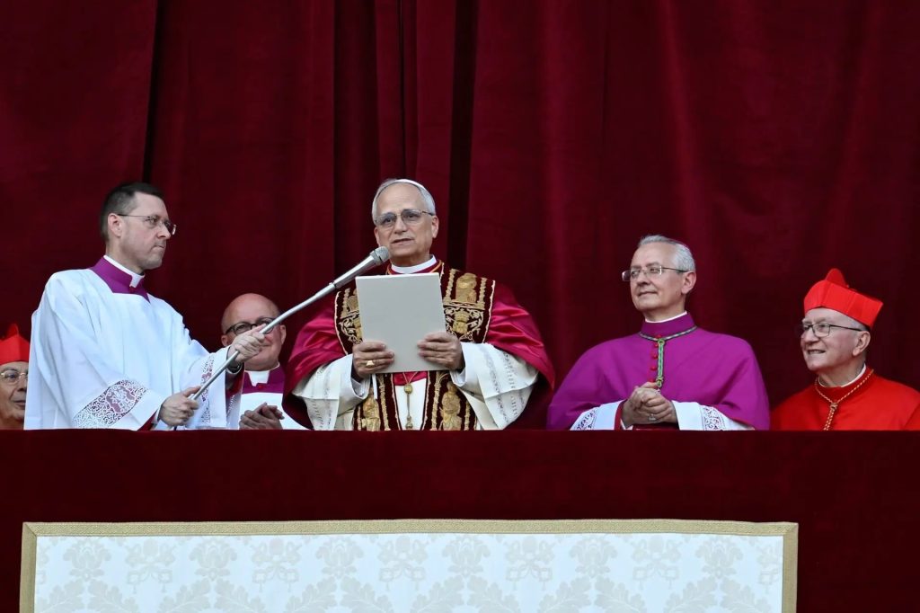 HABEMUS PAPAM.jpg